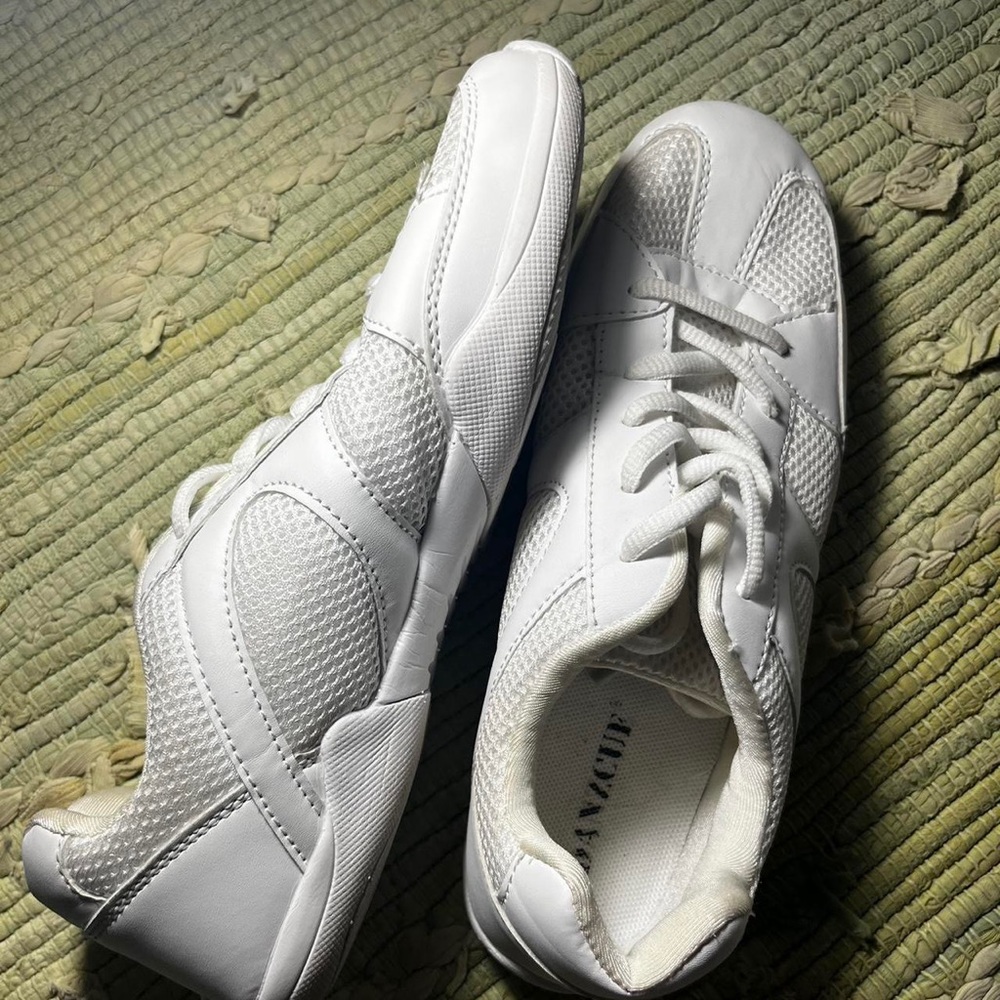 White cheer shoes - women size 7